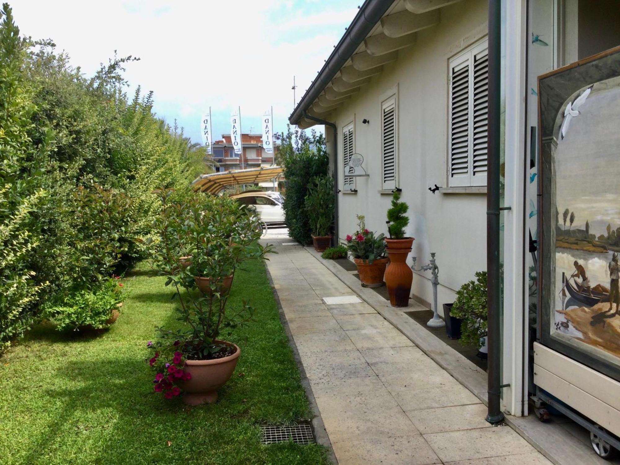Danio Beach House Lido di Camaiore Exterior foto