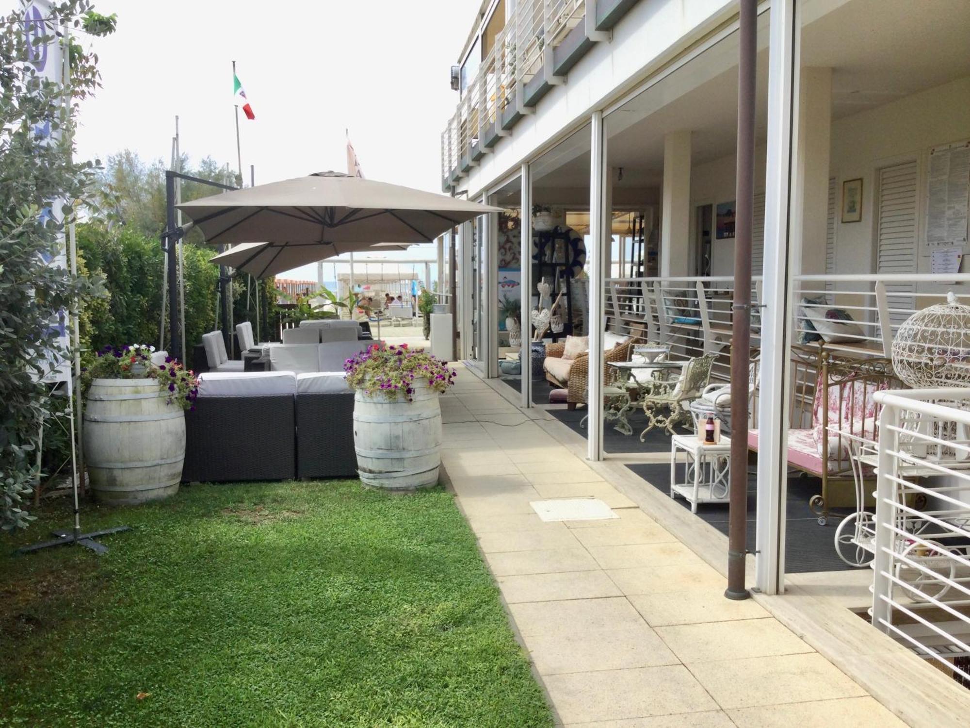 Danio Beach House Lido di Camaiore Exterior foto